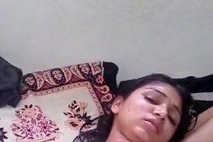A Nude Telugu Girl On Txxx.com Gives Her Boyfriend Oral Pleasure